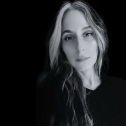 Lauren Zavlunov, USA:  Private Advisor for Founders & Legacy Builders in Instinct & Strategic Precision, Founder of Black Diamond Intelligence. Convinced AI is only as sovereign as the person using it. The Human Advantage is a living breathing experience that’s not a concept to defend, but a capacity to develop and an embodied essence. Exploring how we can interact, learn and expand through navigating our own inner realms alongside AI.